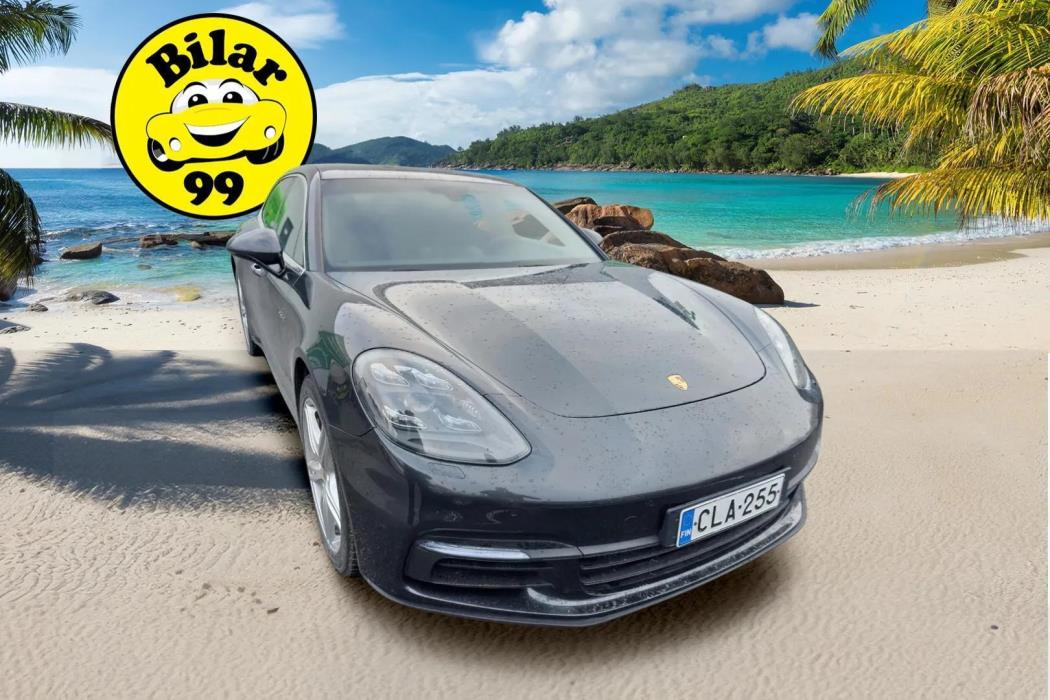 PORSCHE Panamera 2018
