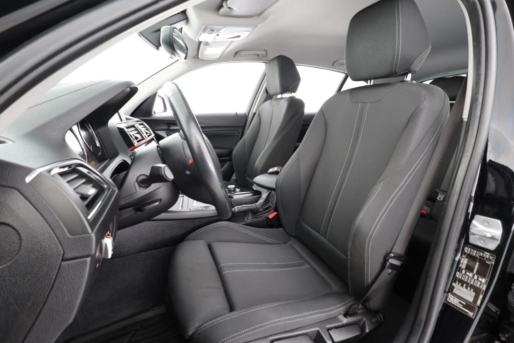 BMW 118 2018