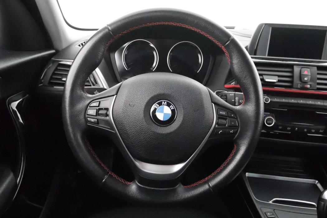 BMW 118 2018
