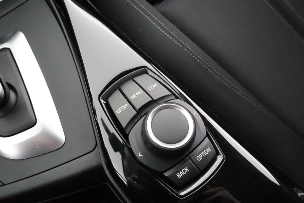 BMW 118 2018