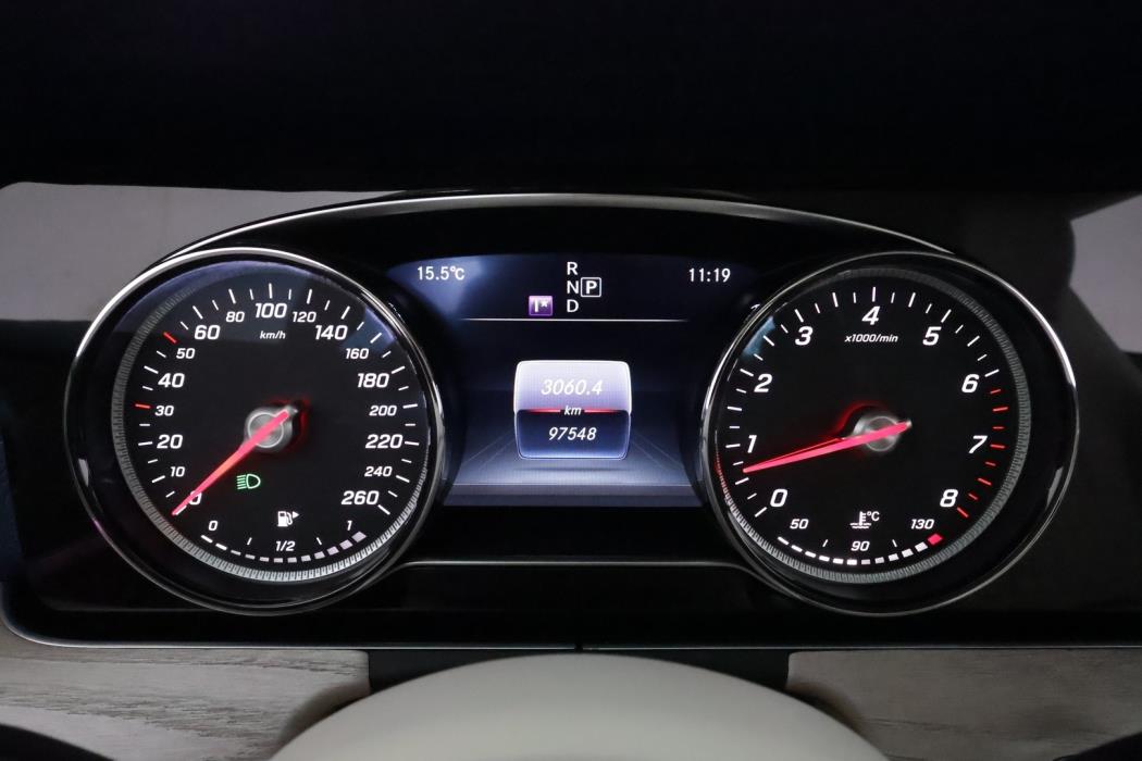 MERCEDES-BENZ E 2018