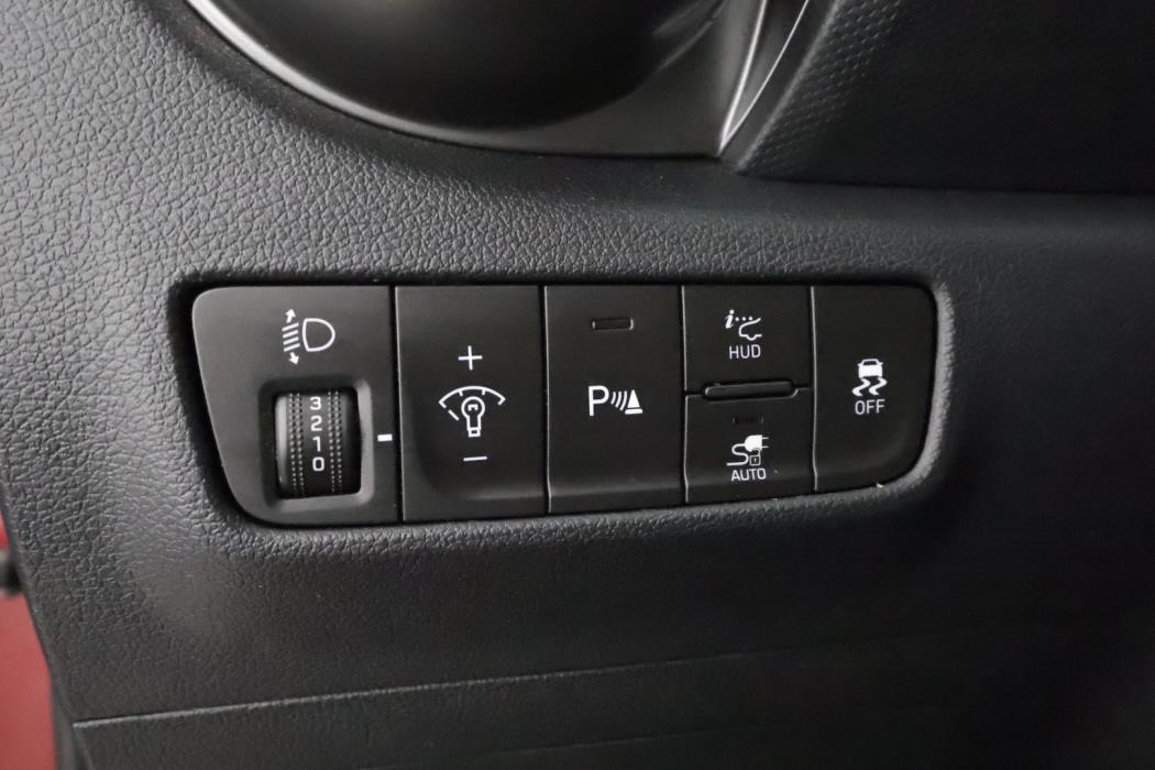 HYUNDAI KONA 2021