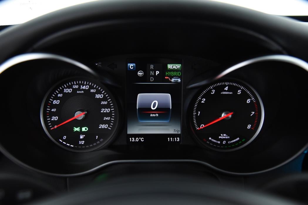 MERCEDES-BENZ C 2017