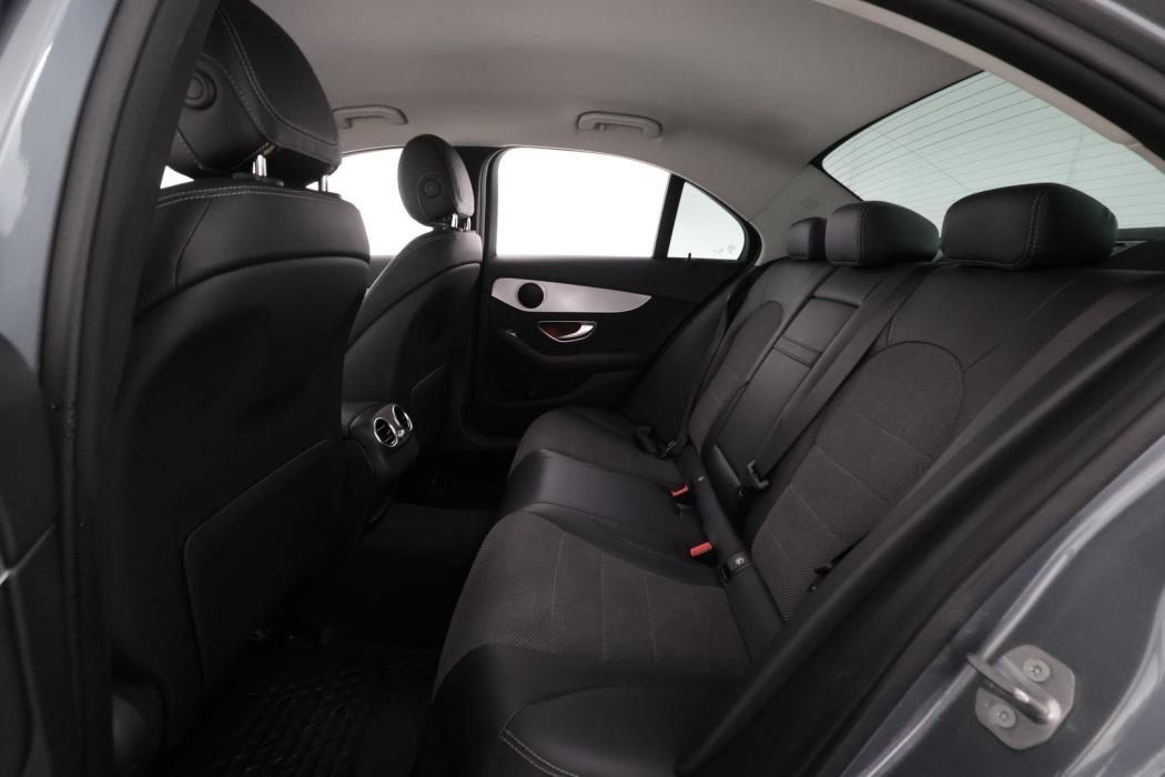 MERCEDES-BENZ C 2020