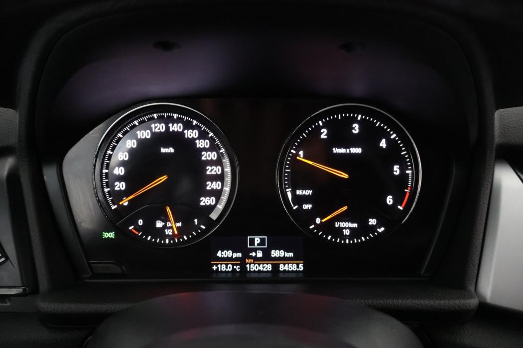 BMW 216 2019
