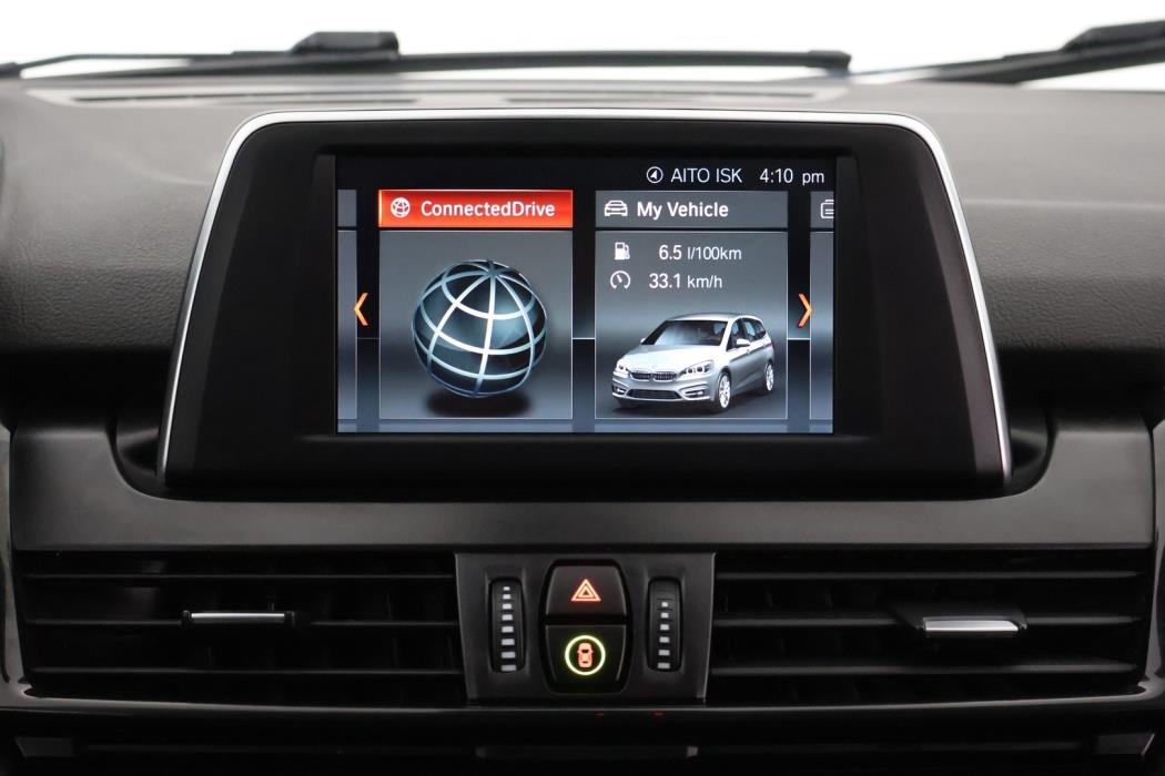 BMW 216 2019