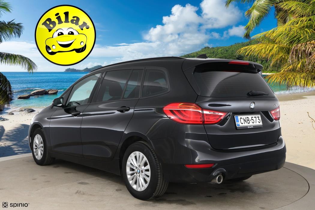BMW 216 2019