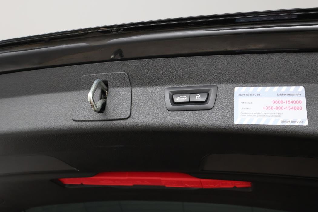 BMW 216 2019