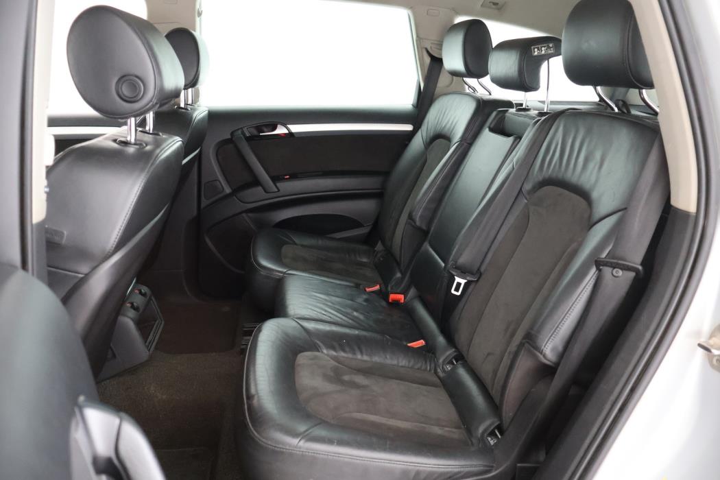 AUDI Q7 2006