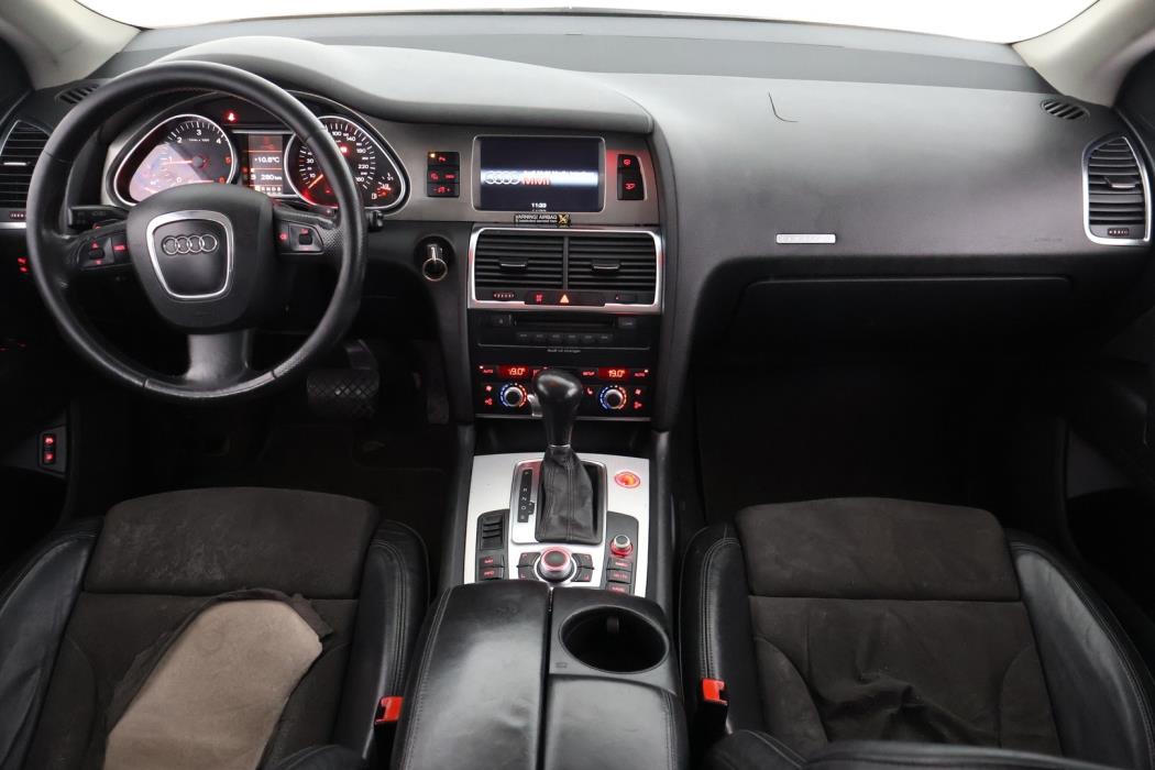 AUDI Q7 2006