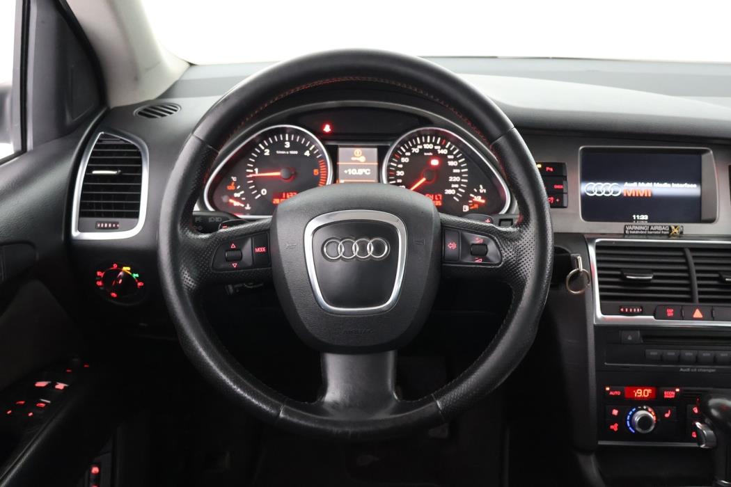 AUDI Q7 2006