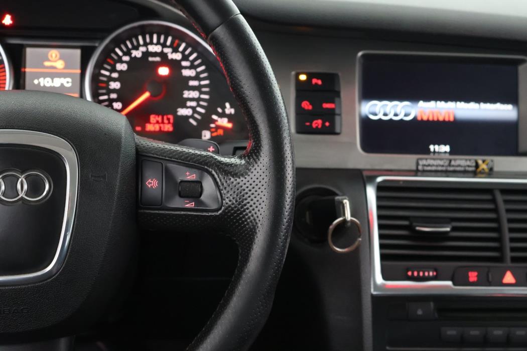 AUDI Q7 2006