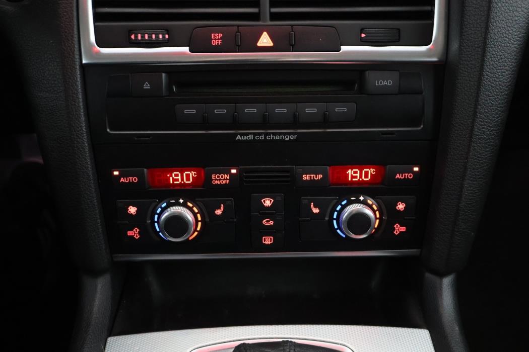 AUDI Q7 2006