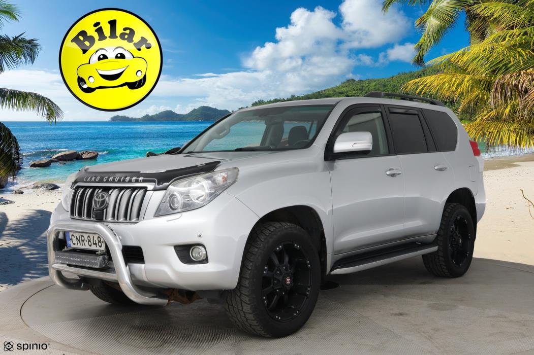 TOYOTA Land Cruiser 2011