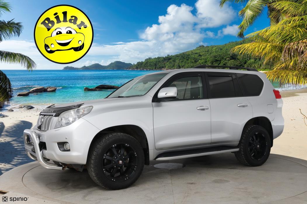 TOYOTA Land Cruiser 2011