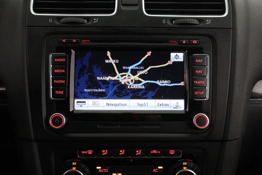 VOLKSWAGEN Golf 2010