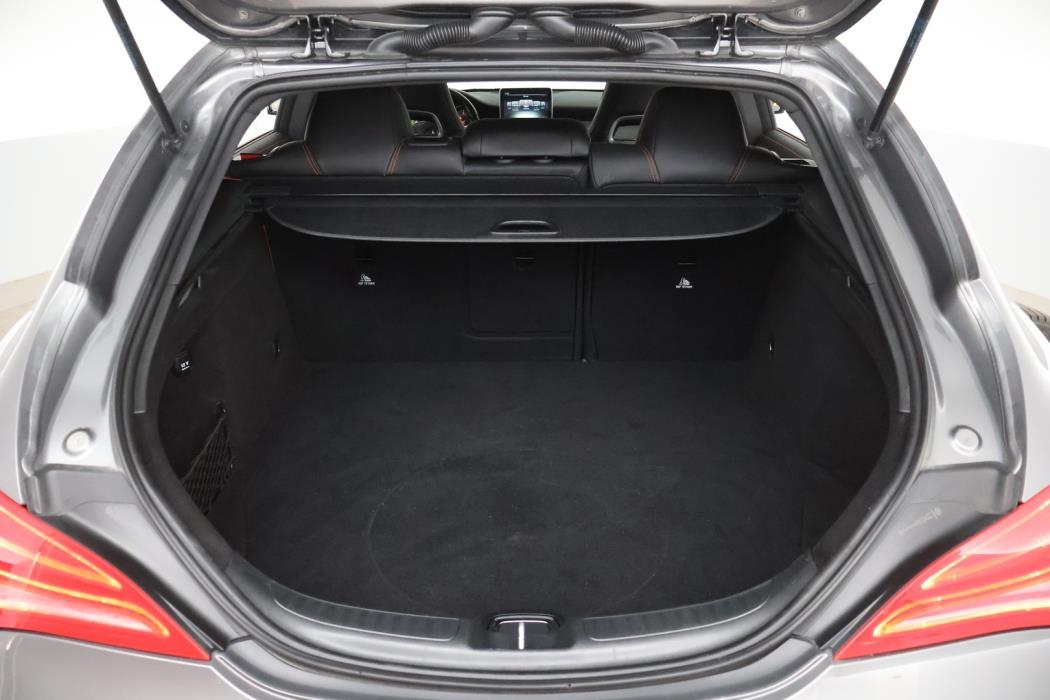 MERCEDES-BENZ CLA 2016
