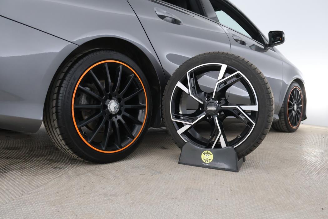 MERCEDES-BENZ CLA 2016
