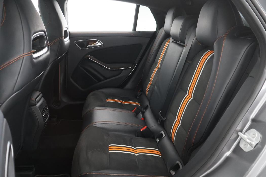 MERCEDES-BENZ CLA 2016