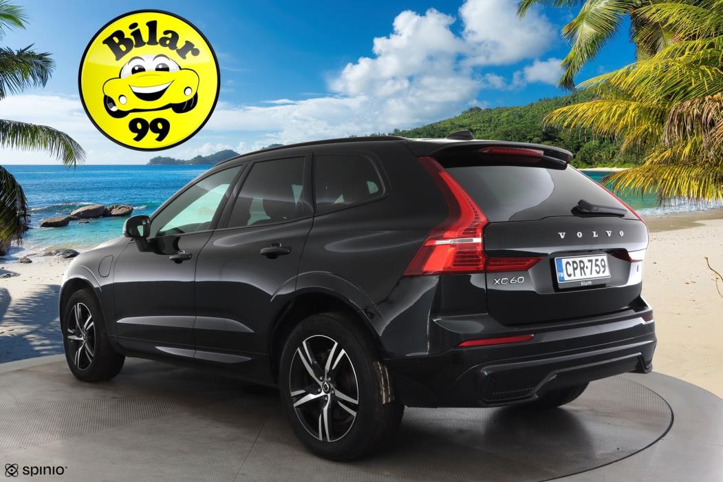 VOLVO XC60 2022