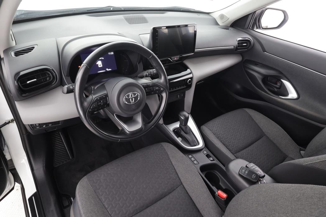 TOYOTA Yaris Cross 2022