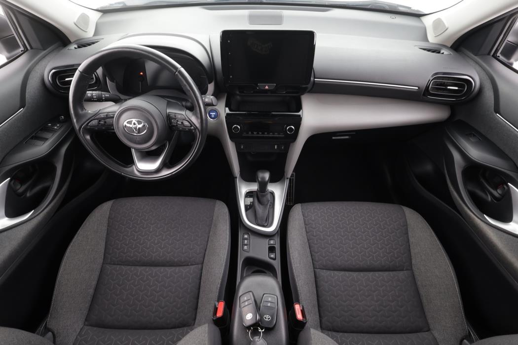 TOYOTA Yaris Cross 2022