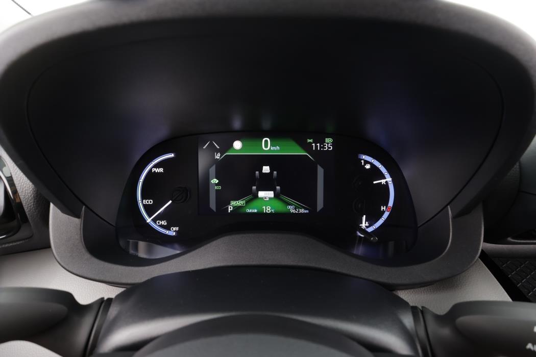TOYOTA Yaris Cross 2022