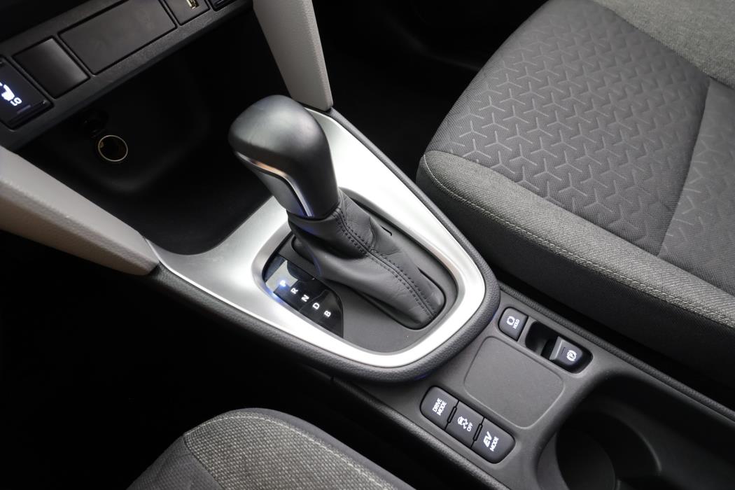 TOYOTA Yaris Cross 2022