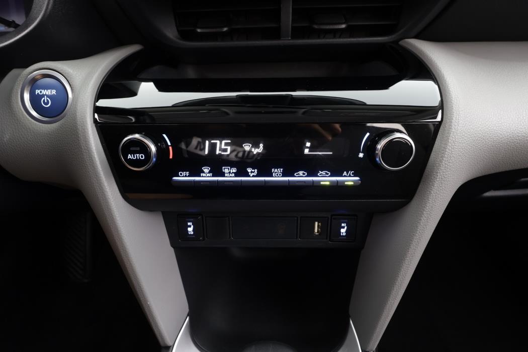 TOYOTA Yaris Cross 2022