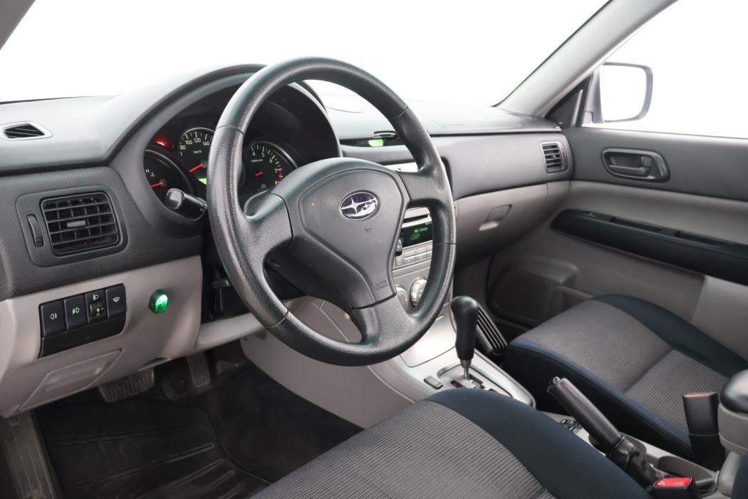 SUBARU Forester 2006