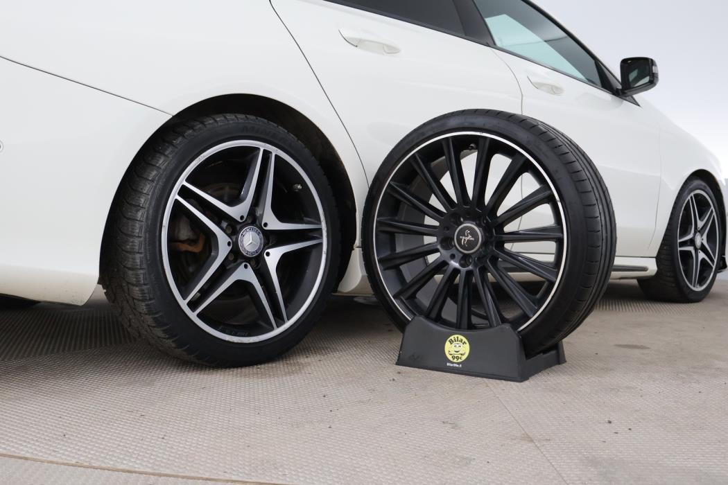 MERCEDES-BENZ CLA 2014