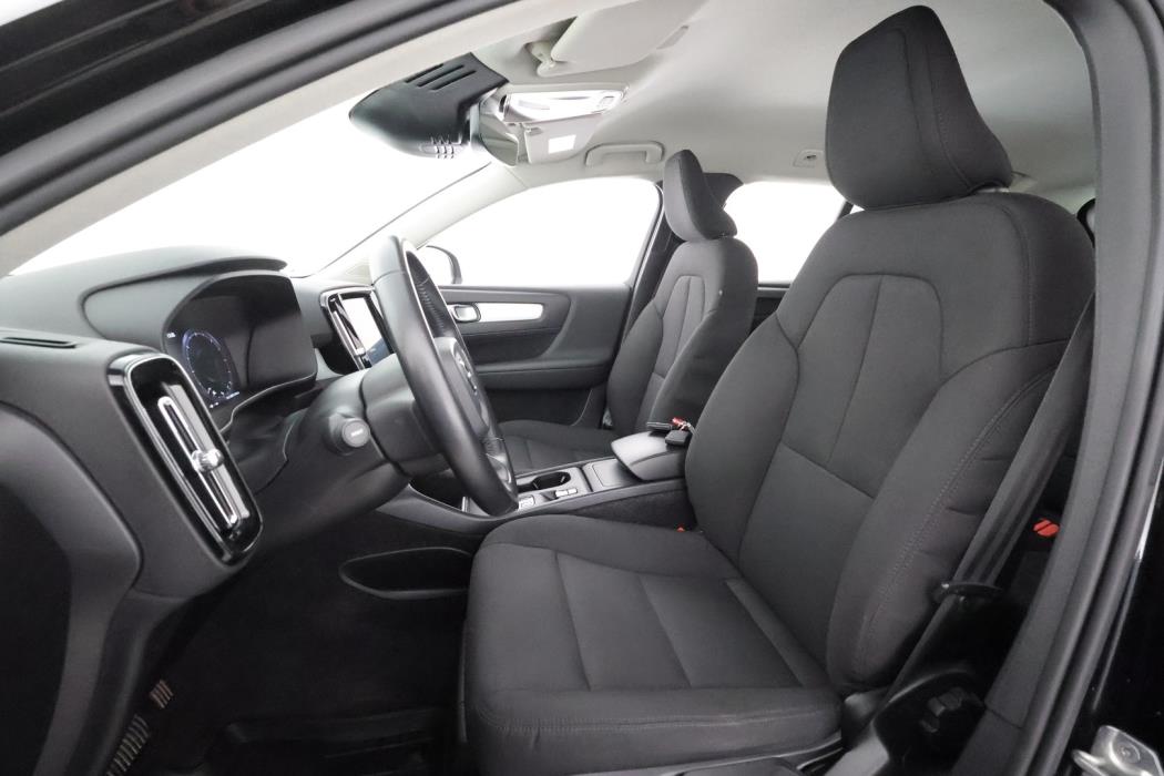 VOLVO XC40 2019