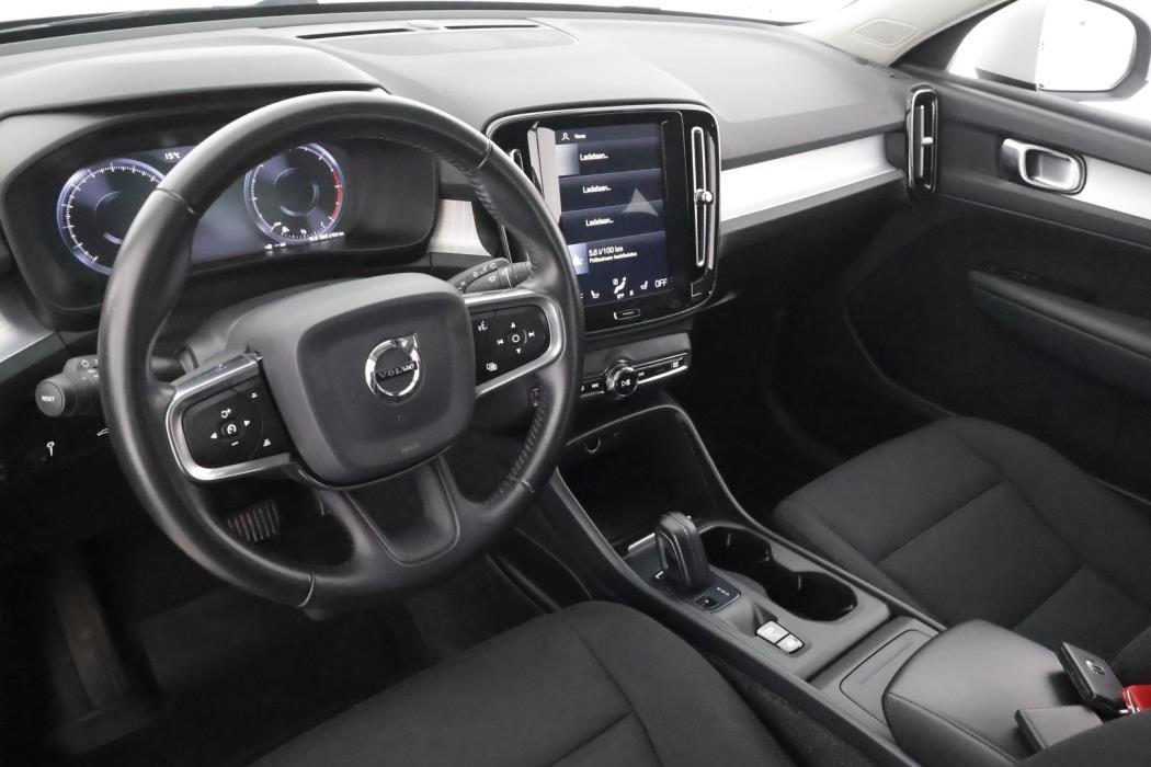 VOLVO XC40 2019