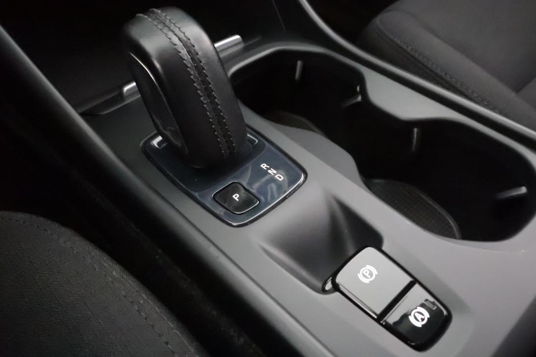 VOLVO XC40 2019
