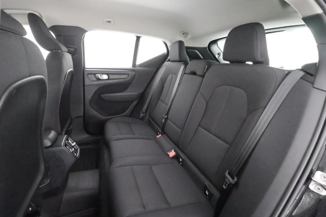 VOLVO XC40 2019