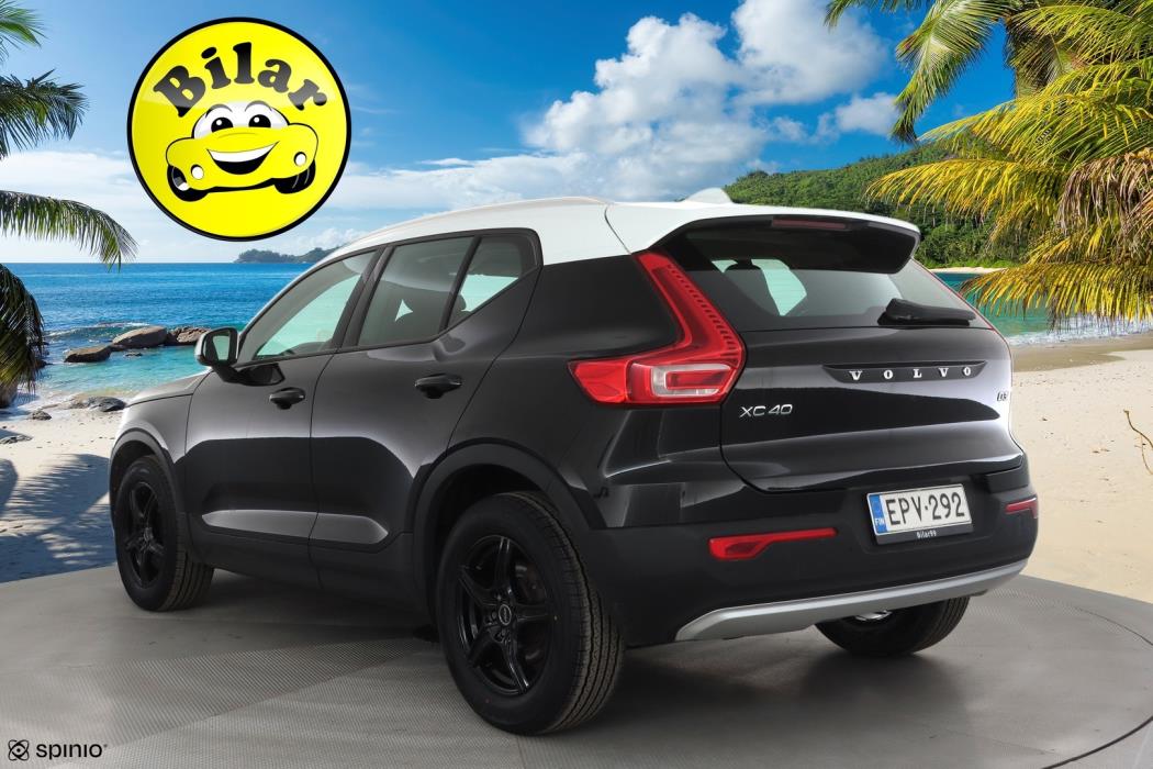 VOLVO XC40 2019