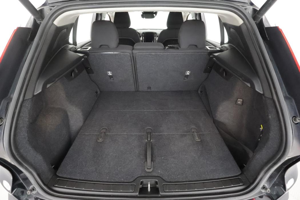 VOLVO XC40 2019