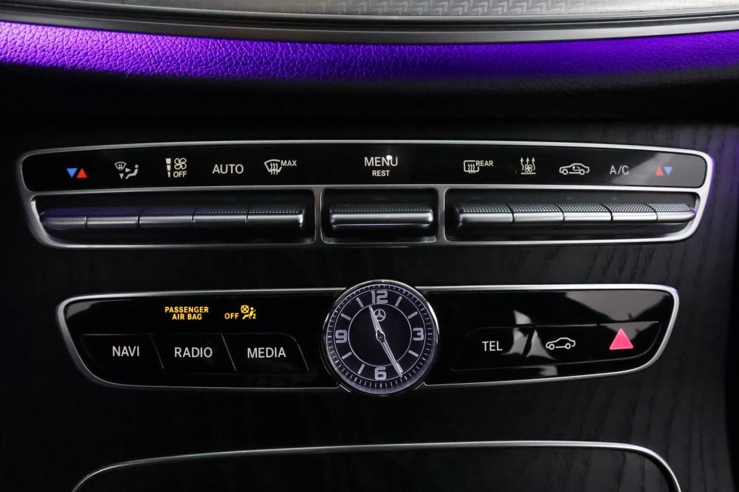 MERCEDES-BENZ E 2019