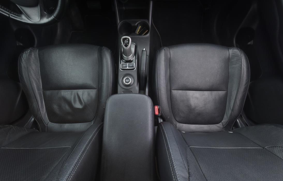 MITSUBISHI Outlander 2014