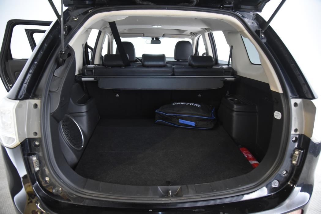 MITSUBISHI Outlander 2014