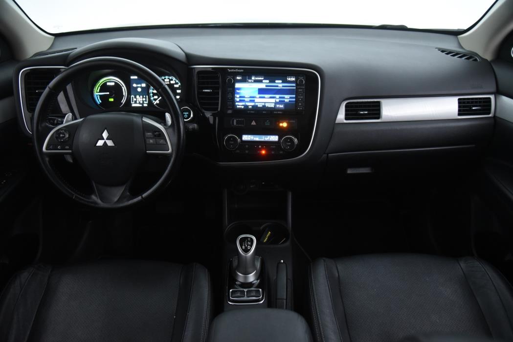 MITSUBISHI Outlander 2014