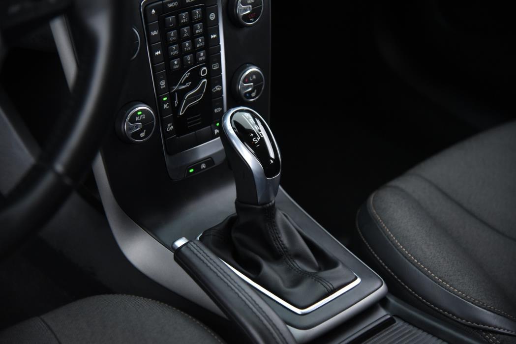 VOLVO V40 Cross Country 2018