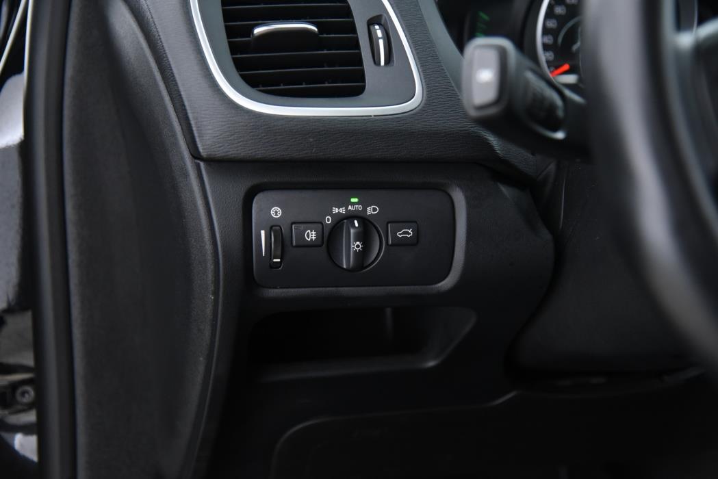 VOLVO V40 Cross Country 2018