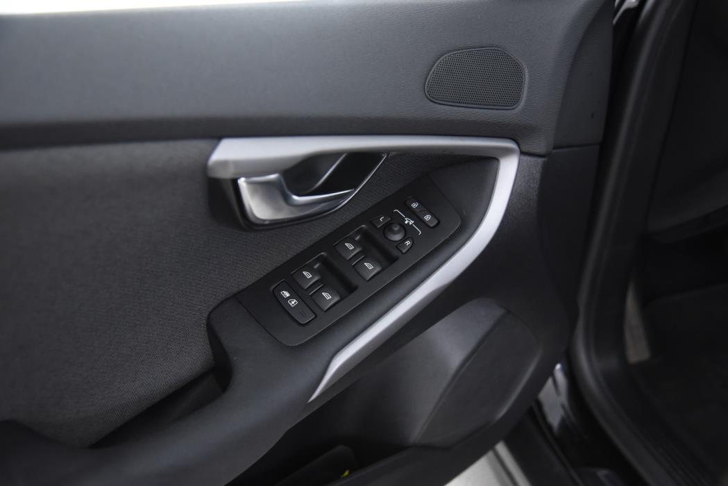 VOLVO V40 Cross Country 2018