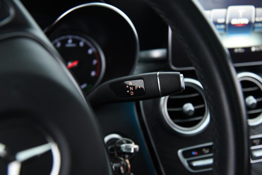 MERCEDES-BENZ C 2018