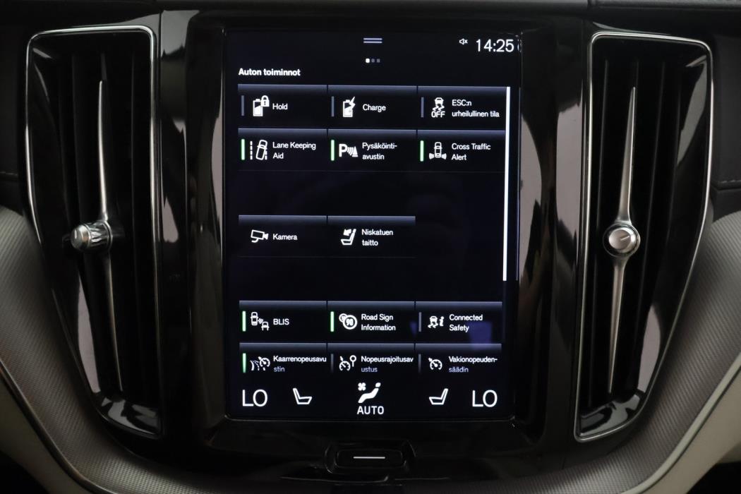 VOLVO XC60 2021