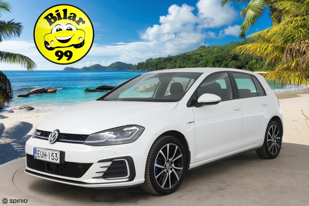 VOLKSWAGEN GOLF 2020