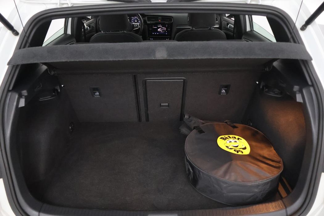 VOLKSWAGEN GOLF 2020