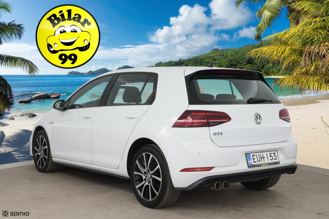 VOLKSWAGEN GOLF 2020