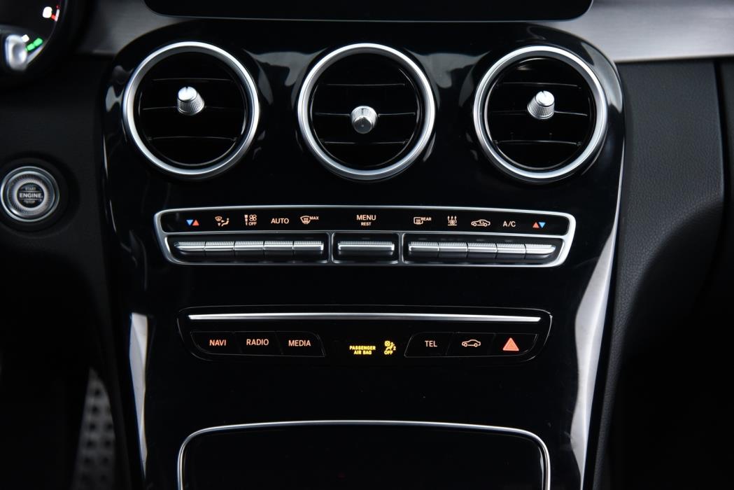 MERCEDES-BENZ C 2021